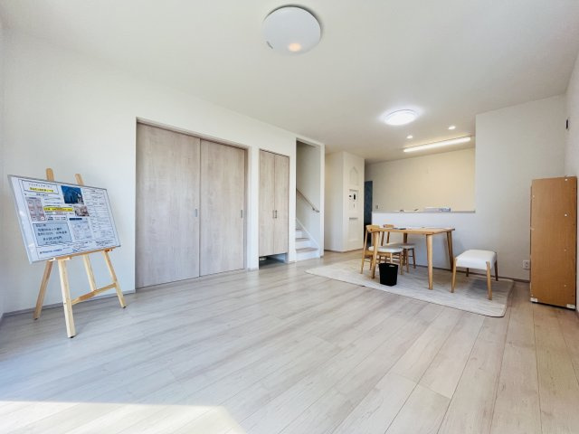 【居間・リビング】 | 深谷市上柴町東３丁目　フェリディアガーデン　未入居戸建　全6区画　2号棟