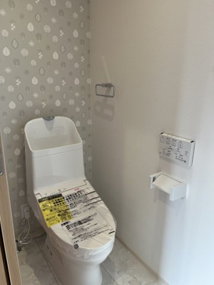 【トイレ】 | 大津市和邇中147-20　新築戸建 | 2階トイレ