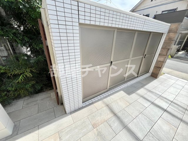 リヴシティ浅間町のエントランス