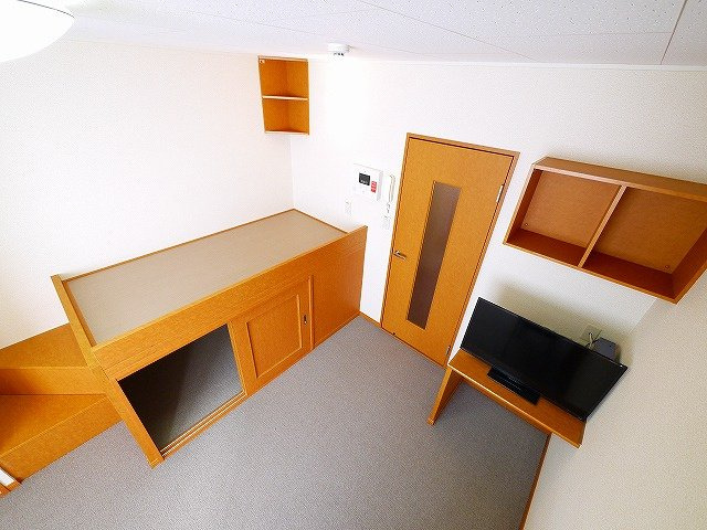 レオパレスＷＩＬＬ南郡山の居間・リビング|こちらのリビングで趣味の時間をお楽しみください