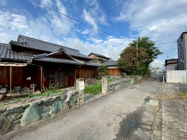 西条市小松町新屋敷の売地の外観