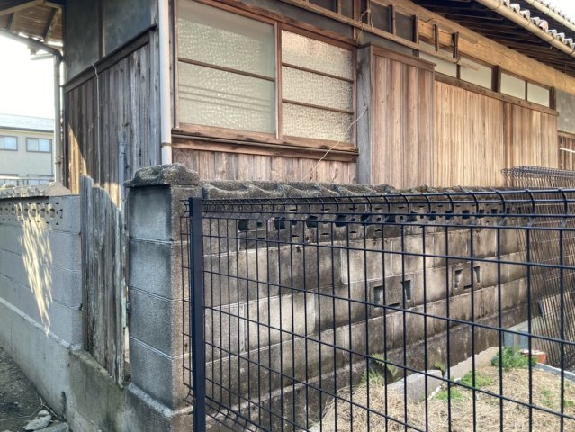西条市小松町新屋敷の売地の外観