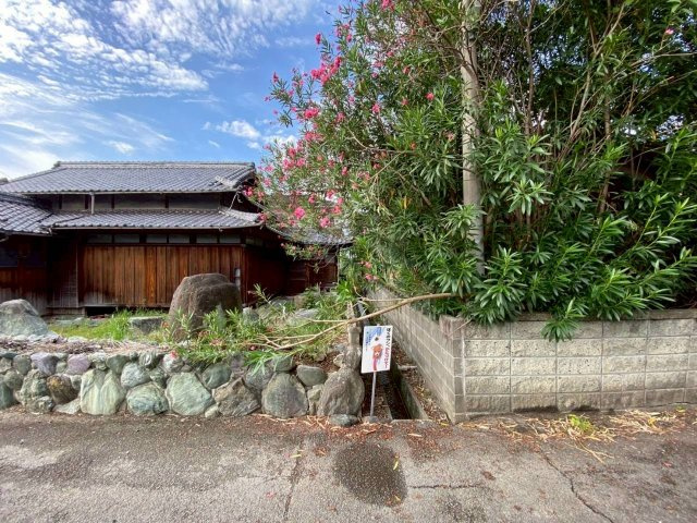 西条市小松町新屋敷の売地の外観