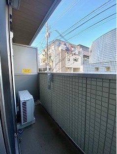 【バルコニー】 | フラット・プラム | ※別部屋の参考写真です。
