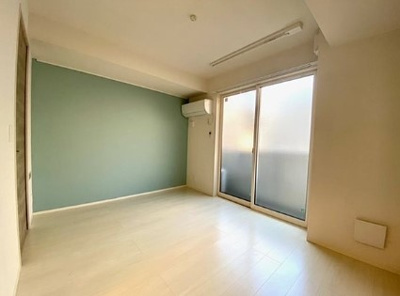 【居間・リビング】 | フラット・プラム | ※別部屋の参考写真です。