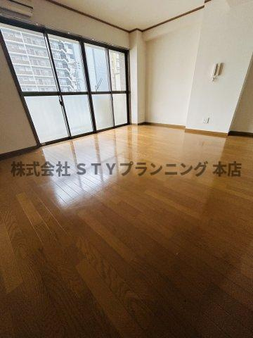 仲介手数料０円！ミネルヴァ本郷の居間・リビング