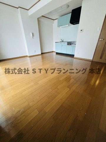 仲介手数料０円！ミネルヴァ本郷の居間・リビング