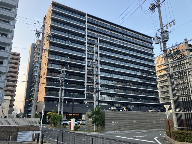 【マンション】レーベン藤枝PRIOR　5階の外観|夕方の外観です。