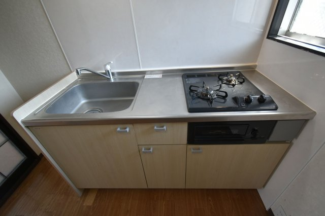 フォーブルハウス塚本のキッチン