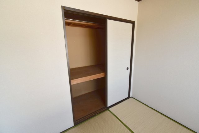 フォーブルハウス塚本の和室