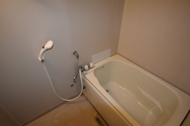 フォーブルハウス塚本の浴室