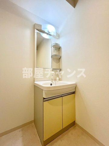 グランデ浅間町の独立洗面台