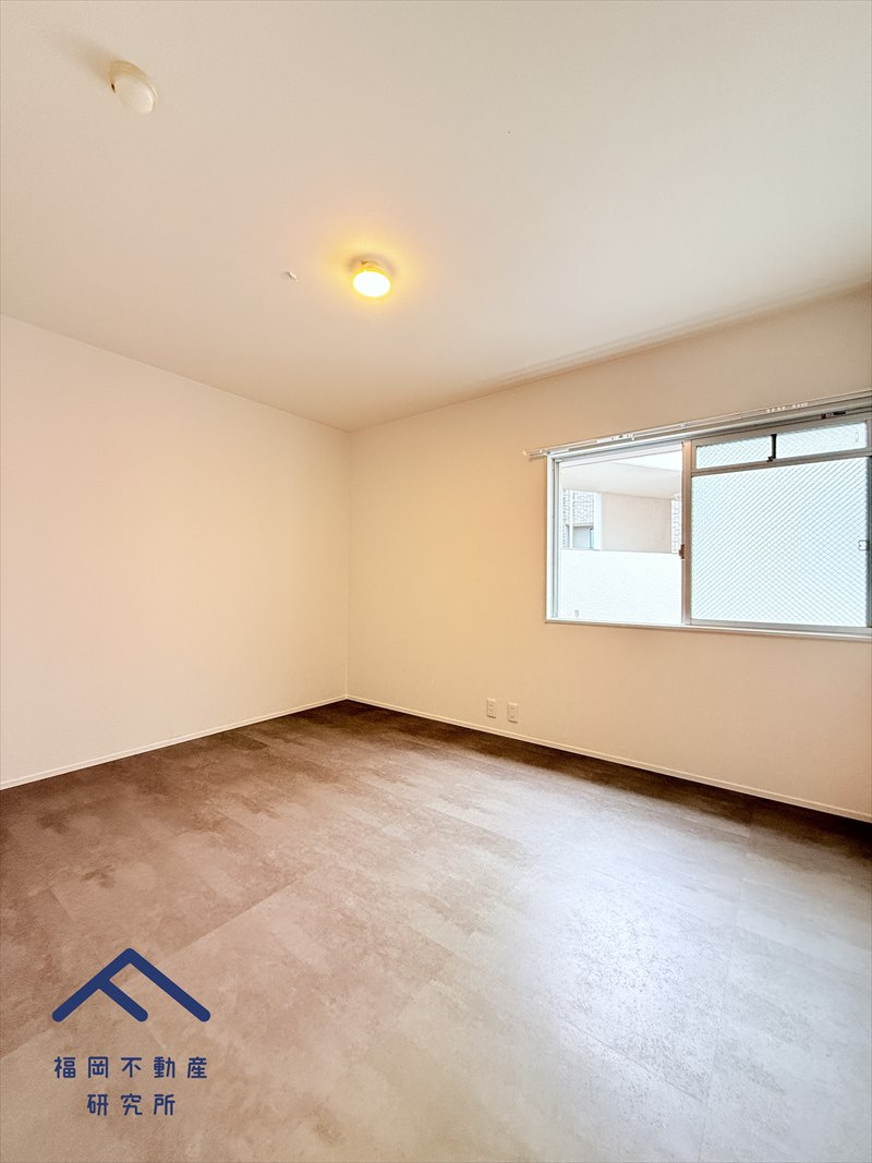 グリーンマンション野間大池の洋室