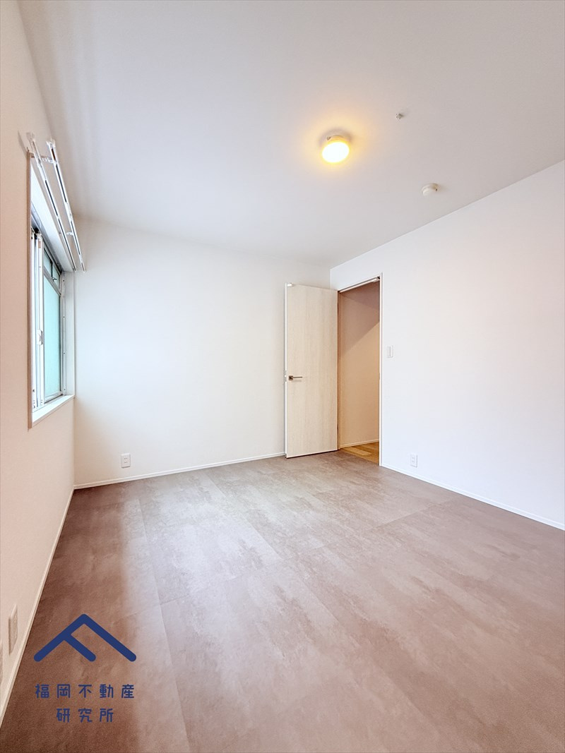 グリーンマンション野間大池の洋室