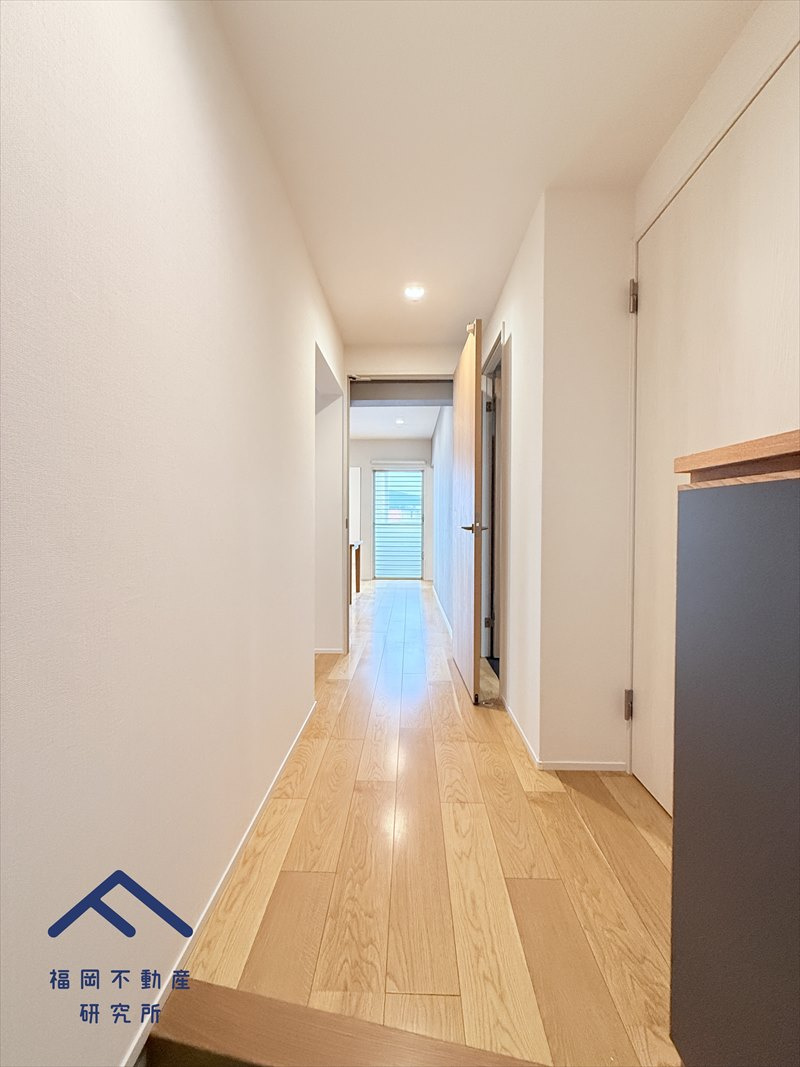 グリーンマンション野間大池の玄関