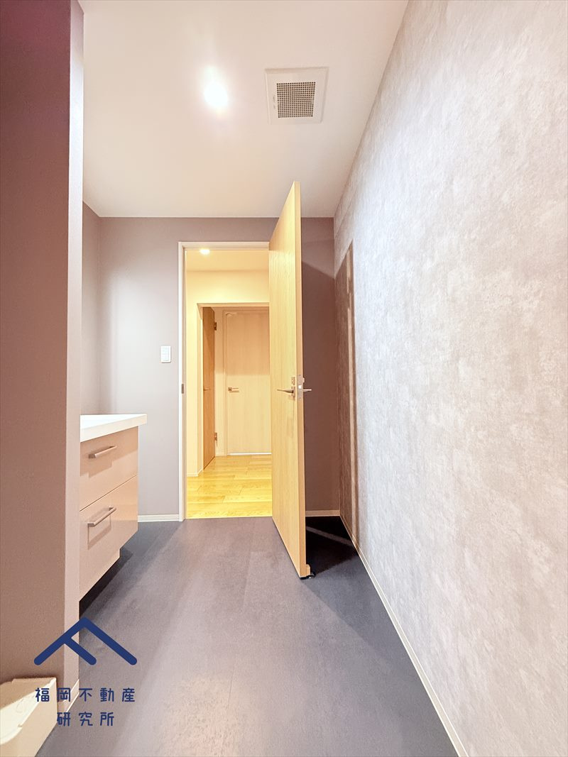 グリーンマンション野間大池の玄関