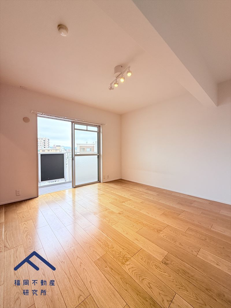 グリーンマンション野間大池の洋室