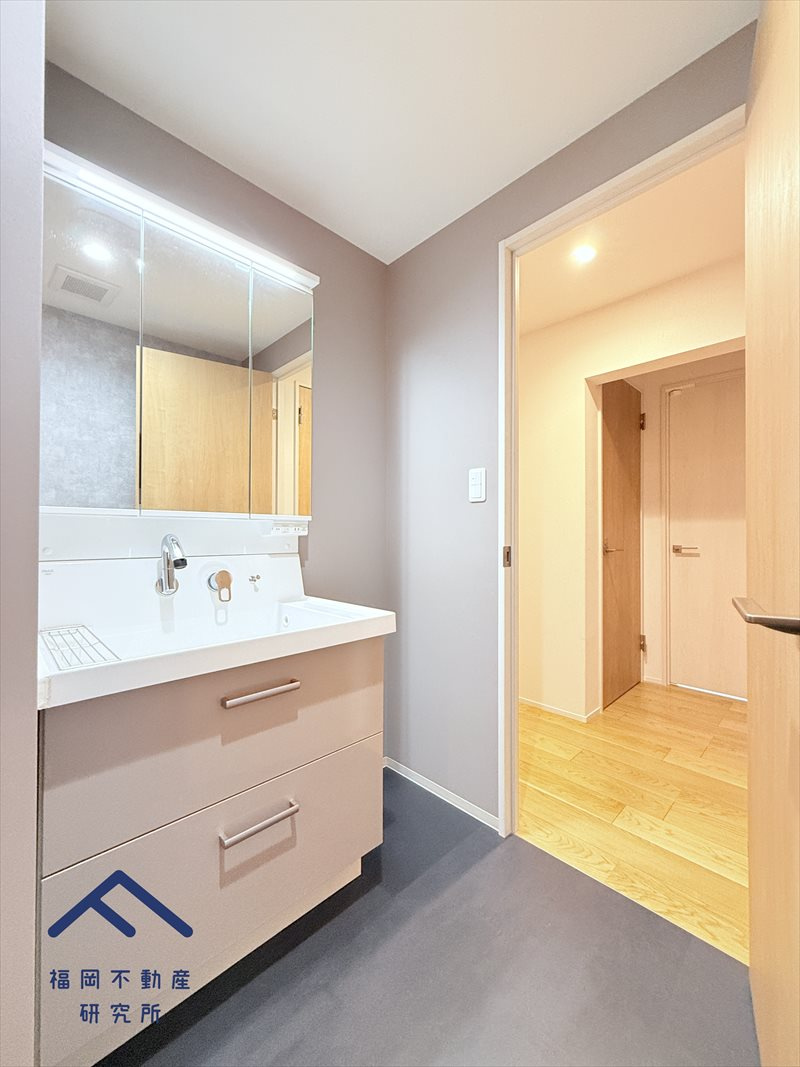 グリーンマンション野間大池の独立洗面台