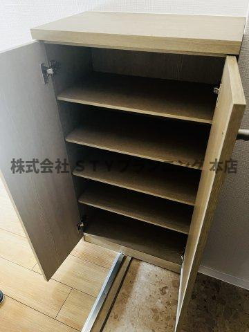 仲介手数料0円！クレスト泉の収納