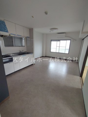 【居間・リビング】 | 高洲ハイツ