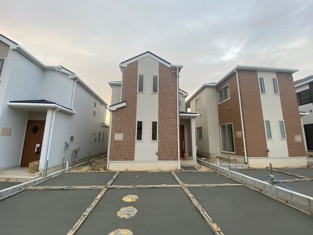 ハートフルタウン八重瀬町新城　E号棟の外観