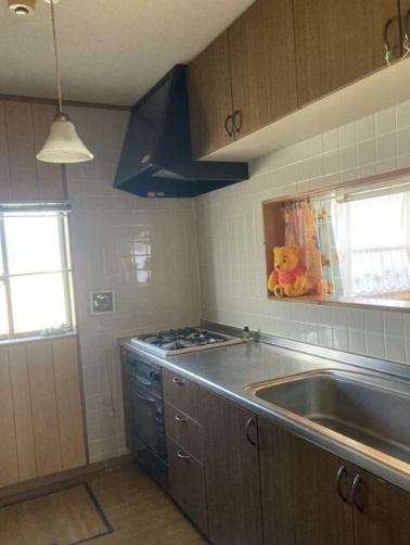 小山市大字間々田のキッチン