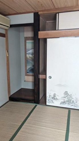 小山市大字間々田の和室