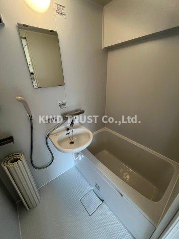 やなぎ屋ビルの浴室|落ち着いた空間のお風呂です