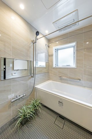 プラウド赤坂の浴室