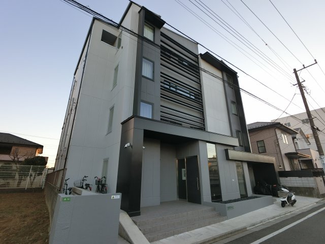 ピュアハイツの外観