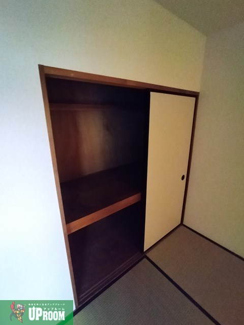 シャトー天神の収納