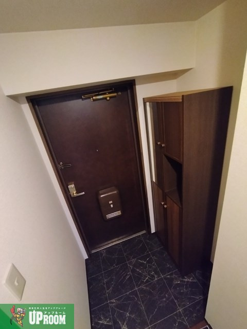 シャトー天神の玄関