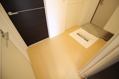 【玄関】 | グロリアB棟