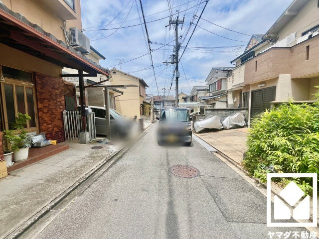 伏見区深草大亀谷金森出雲町の前面道路含む現地写真