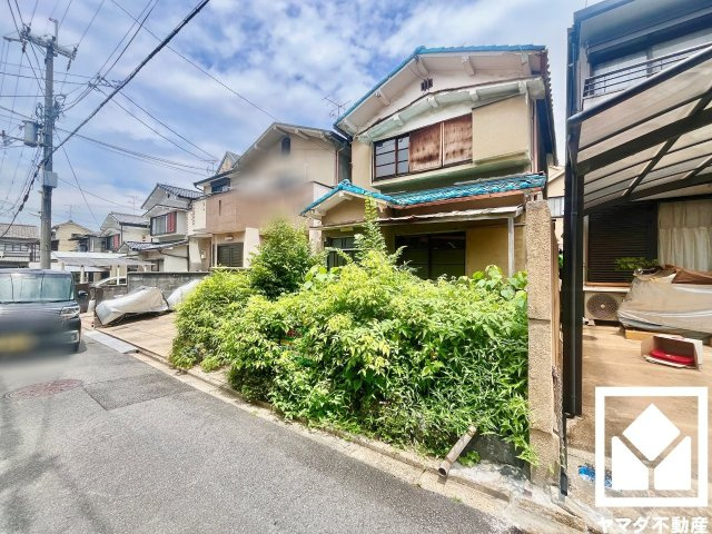 伏見区深草大亀谷金森出雲町の外観