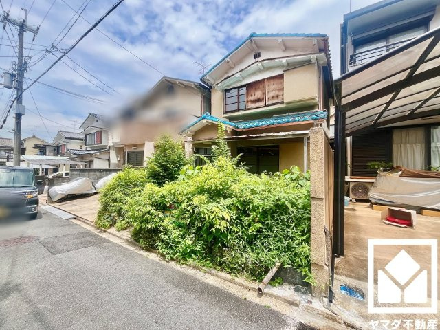 伏見区深草大亀谷金森出雲町の外観