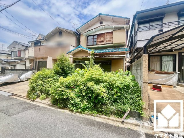伏見区深草大亀谷金森出雲町の外観
