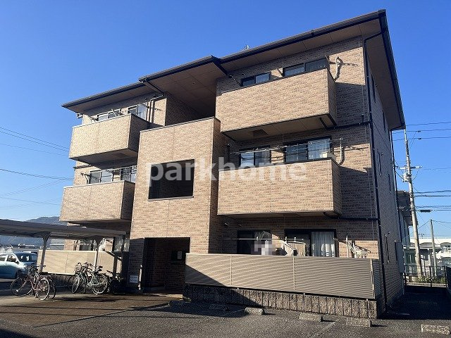 フォブール泉川