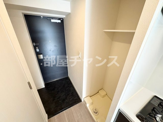 プレサンス新栄リベラの玄関