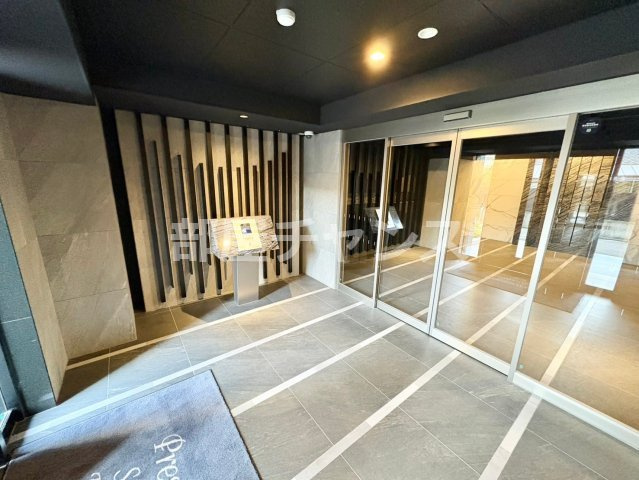 プレサンス新栄アーバンフローのエントランス
