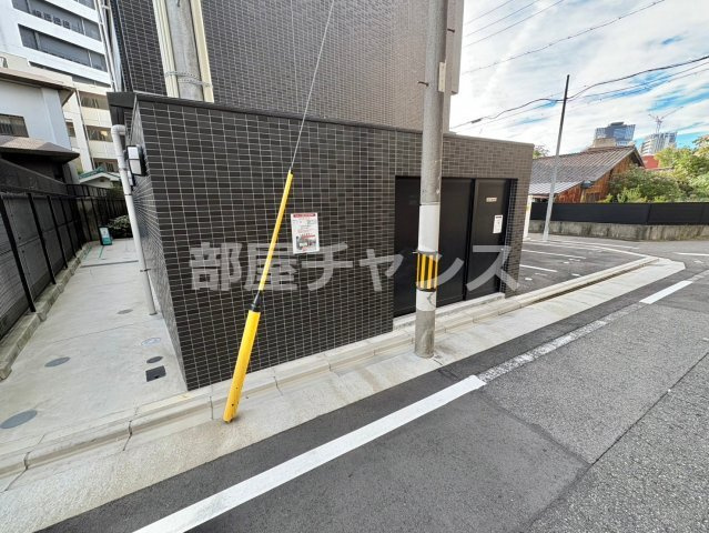 プレサンス新栄アーバンフローの駐車場