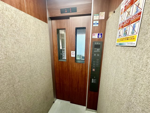 ナイスアーバン新寺小路のその他共用部分|エレベーター