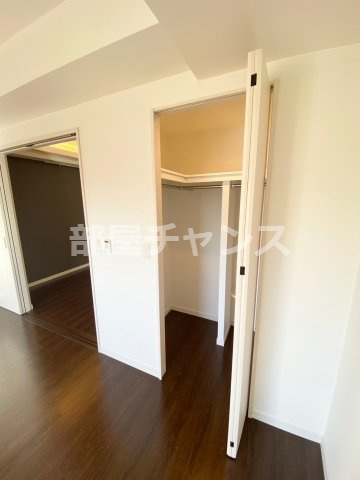 カスタリア新栄IIの収納