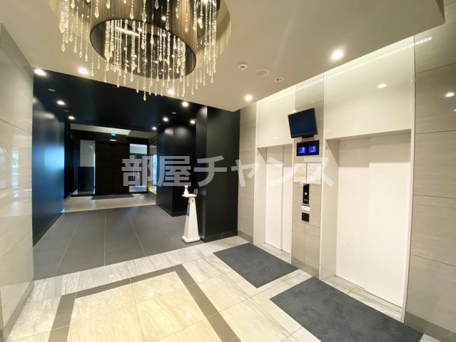 カスタリア新栄IIのロビー