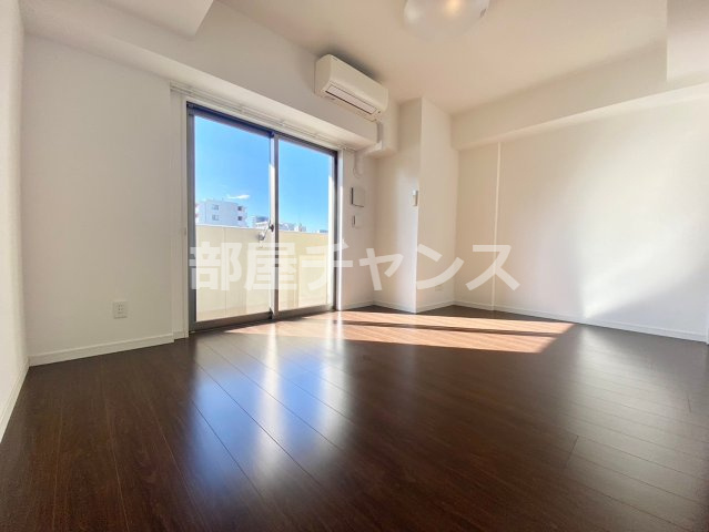 カスタリア新栄IIの寝室