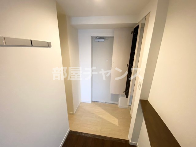 カスタリア新栄IIの玄関