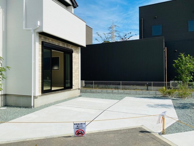 ケイアイテラス／東区下江津／4号棟の駐車場