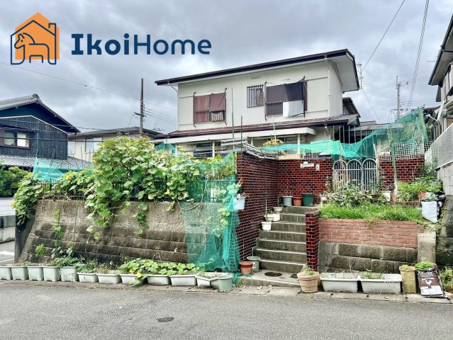 神戸市西区富士見が丘2丁目　中古一戸建のエントランス|●年中無休：当日予約可●西区、垂水区、明石市初。弊社は契約前に新築戸建の住宅診断を無料で行っています