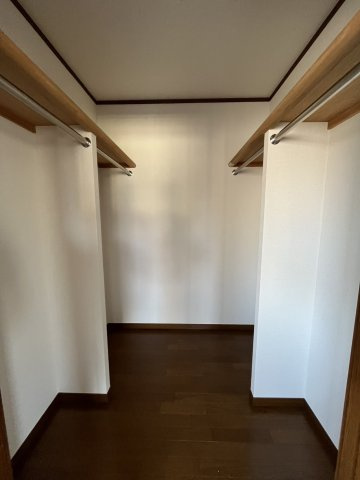 泉佐野市泉ケ丘２丁目戸建の収納