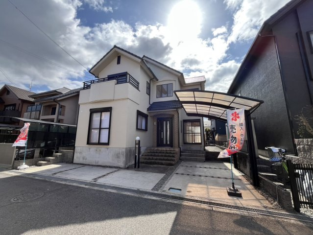 泉佐野市泉ケ丘２丁目戸建の外観